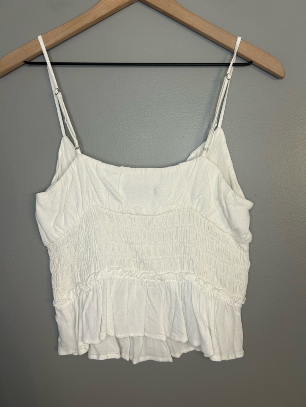 ASTR The Label Fiona White Smocked Ruffled Cami Top, Size Large - Picture 9 of 12